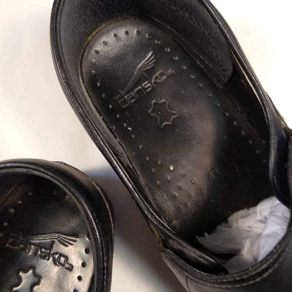 Dansko Phoebe Black Leather Professional Backed Clogs, Size 42, elastic sides - Picture 4 of 10